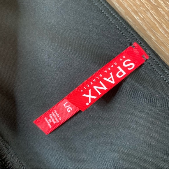 Spanx womens black Ponte knit ankle leggings L NWT - Picture 7 of 10